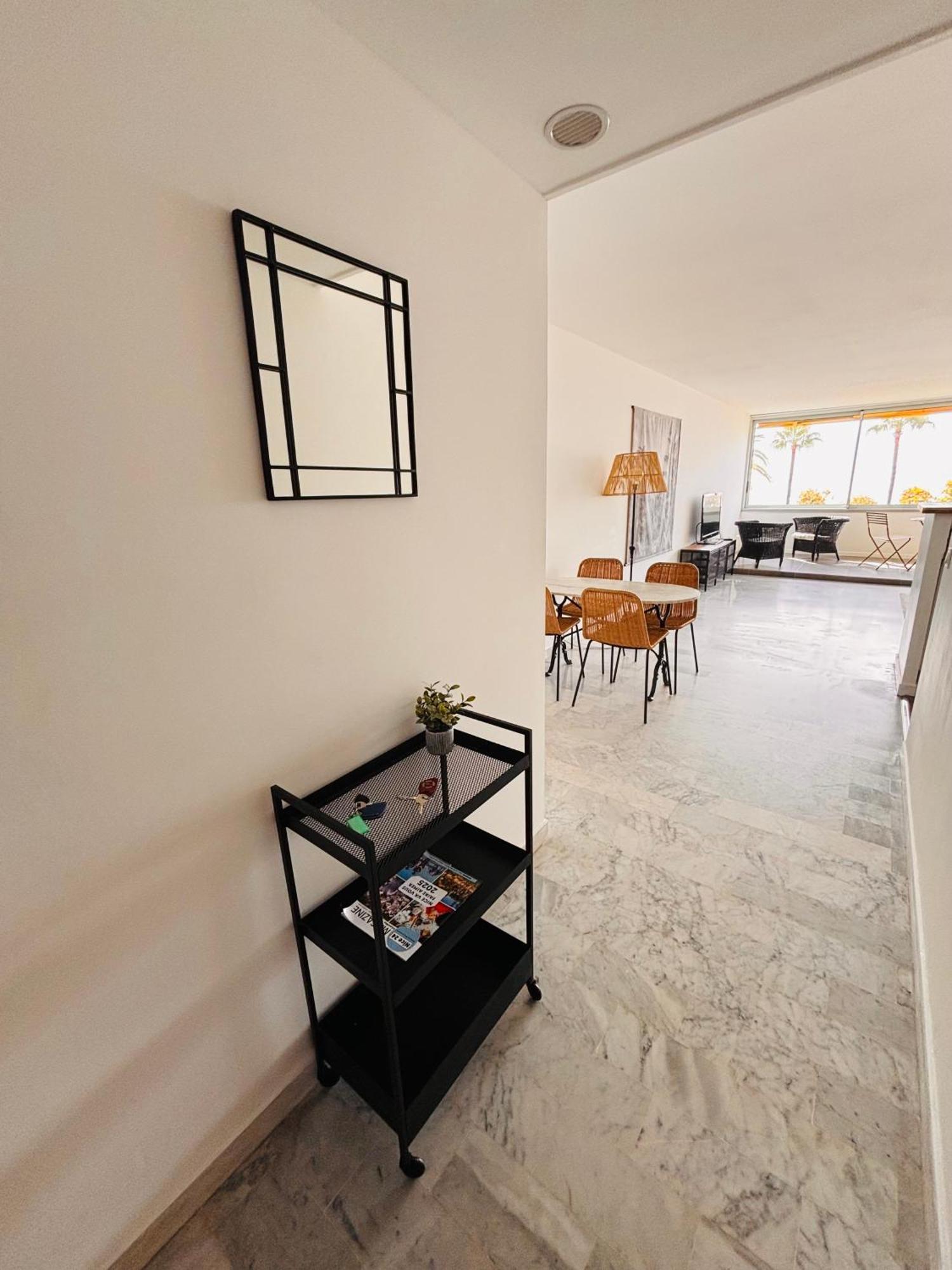 Plage Landsberg Appartement 2 pièces en bord de mer Saint-Laurent-du-Var Buitenkant foto