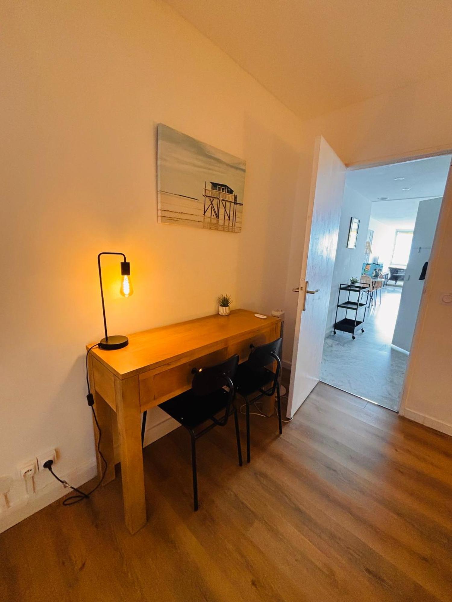Plage Landsberg Appartement 2 pièces en bord de mer Saint-Laurent-du-Var Buitenkant foto